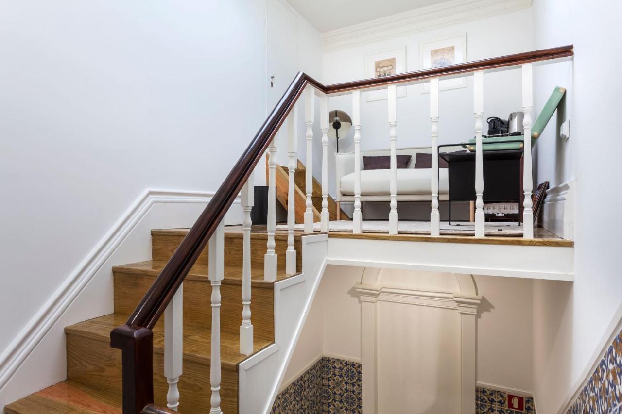 Passeio De Sao Lazaro 5 By Lovelystay Porto Luaran gambar